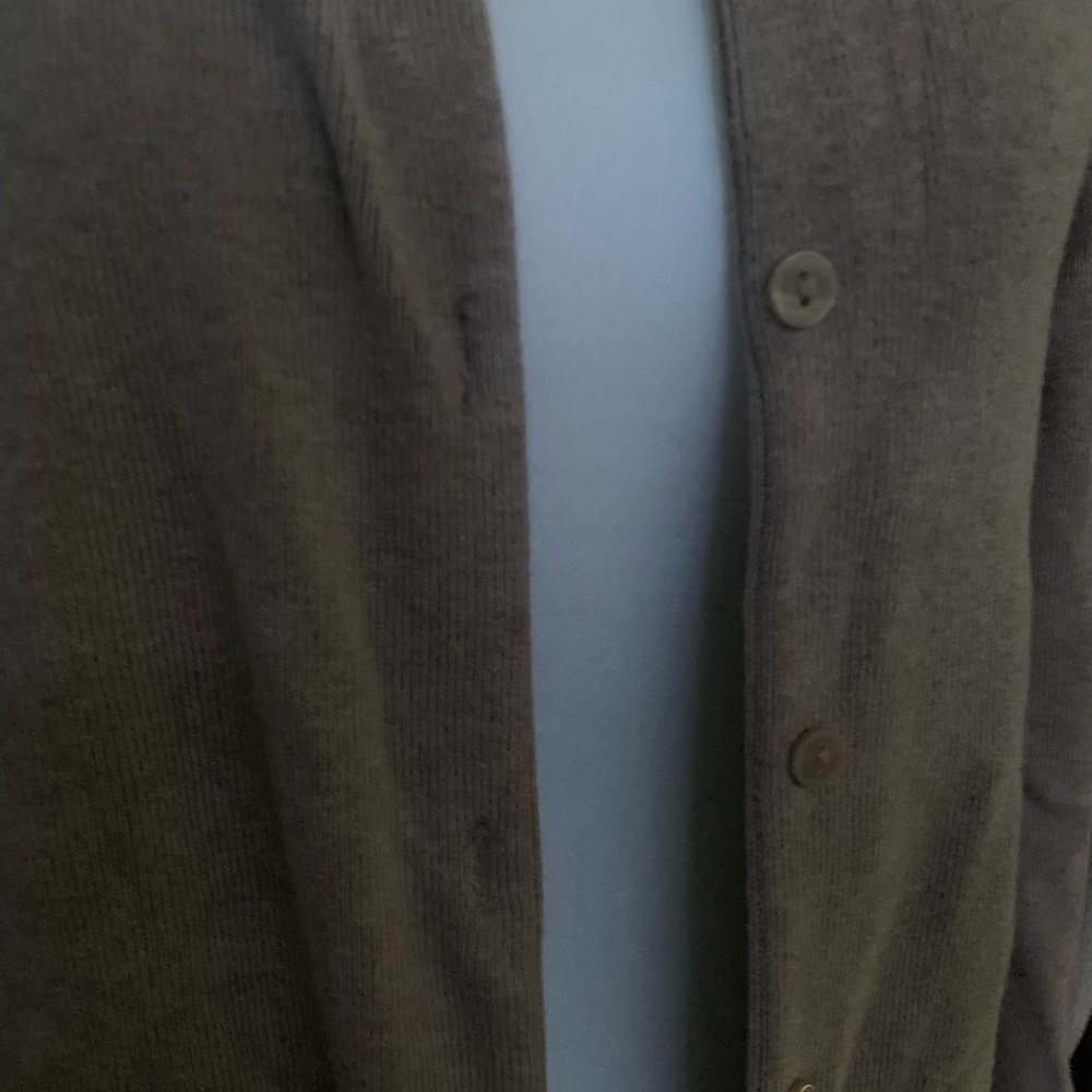 Tan Cardigan. - Picture 2 of 2